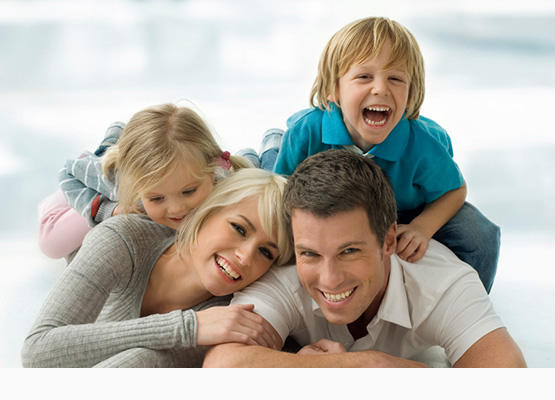 [Translate to Italiano:] Glückliche Familie